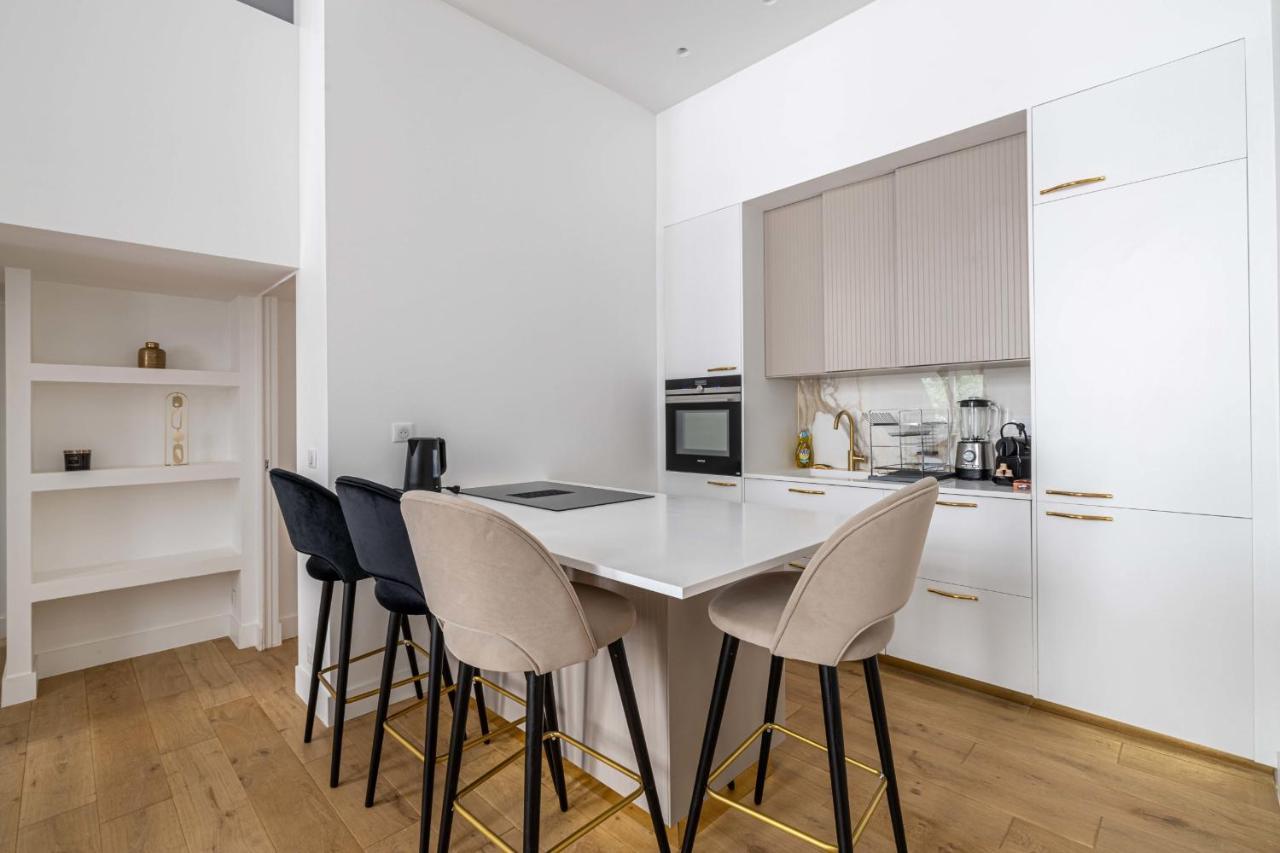 Luxury Renovated - Rue Hoche Apartamento